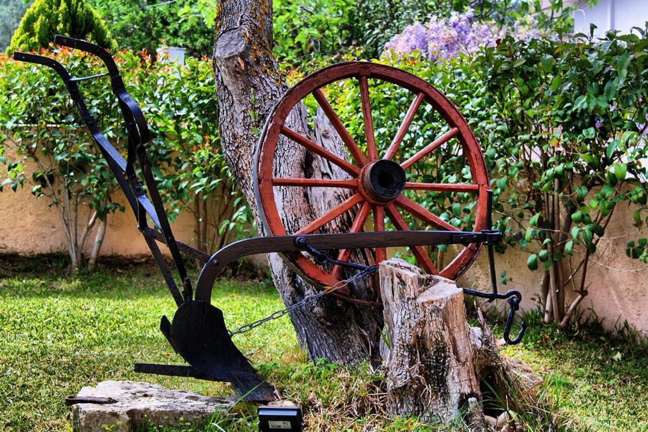 Traditional Villa Mandola Livathos  Exterior foto